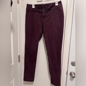 HOT TOPIC LOVEsick, Skinny jeans, dark burgundy, size 11